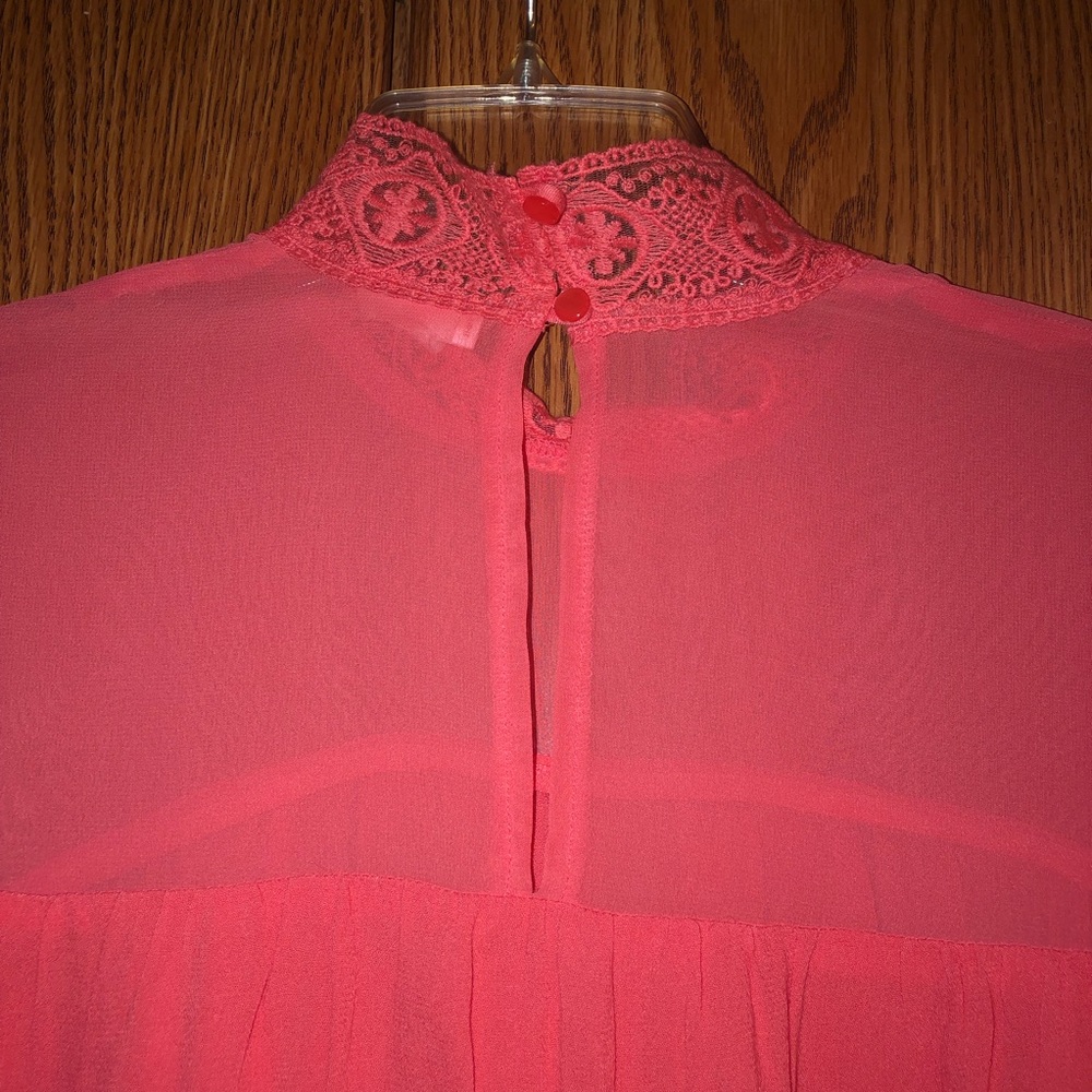 Polyester blouse - Picture 4 of 6